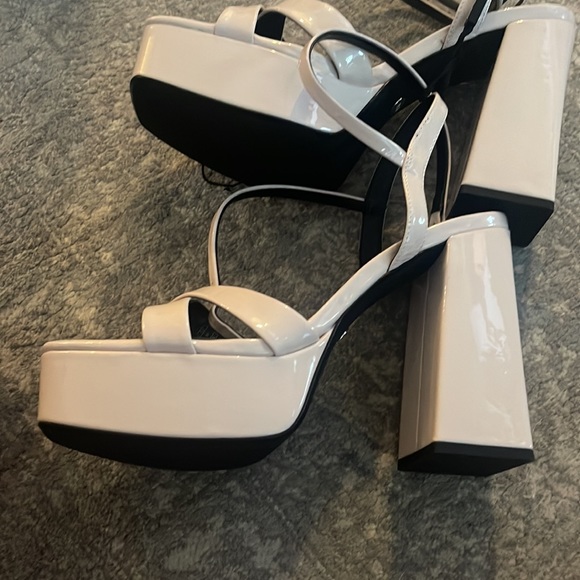 Zara Wedges Size 40 NWOT - Picture 4 of 7